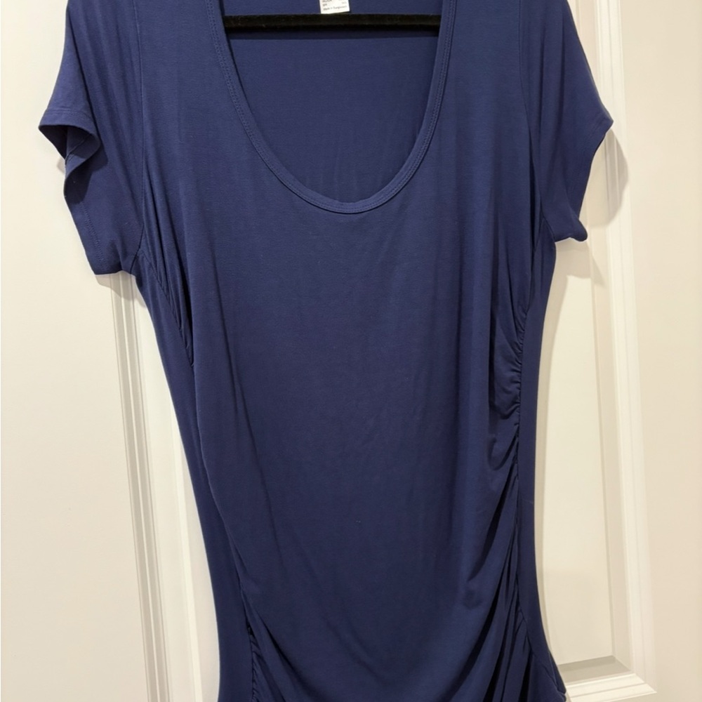 NEW VENUS Deep Blue Short Sleeve Top